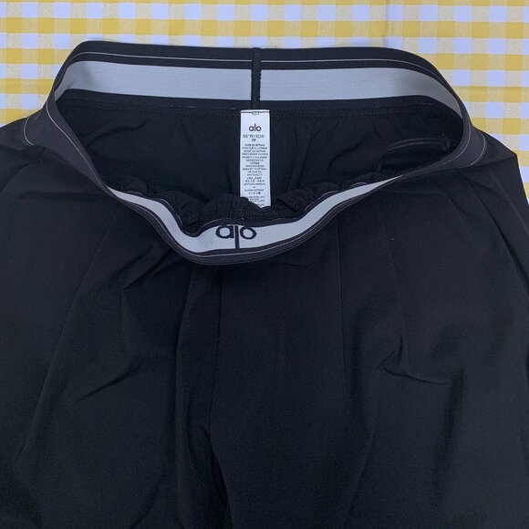 ALO Yoga Black Pants Brand New (Regular)🧍🏻‍♀️💓 - Picture 5 of 8